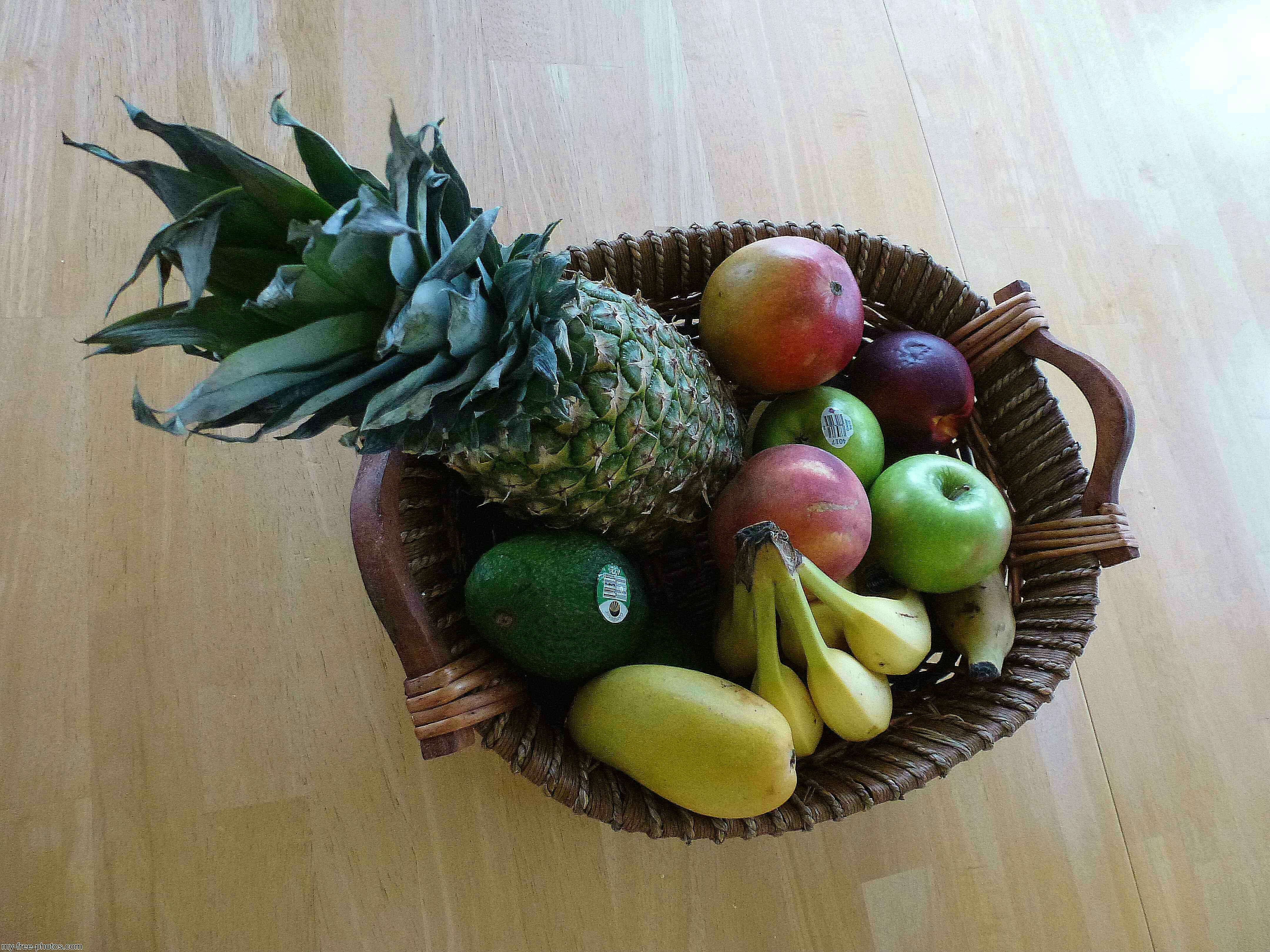 Tropical fruit bowl