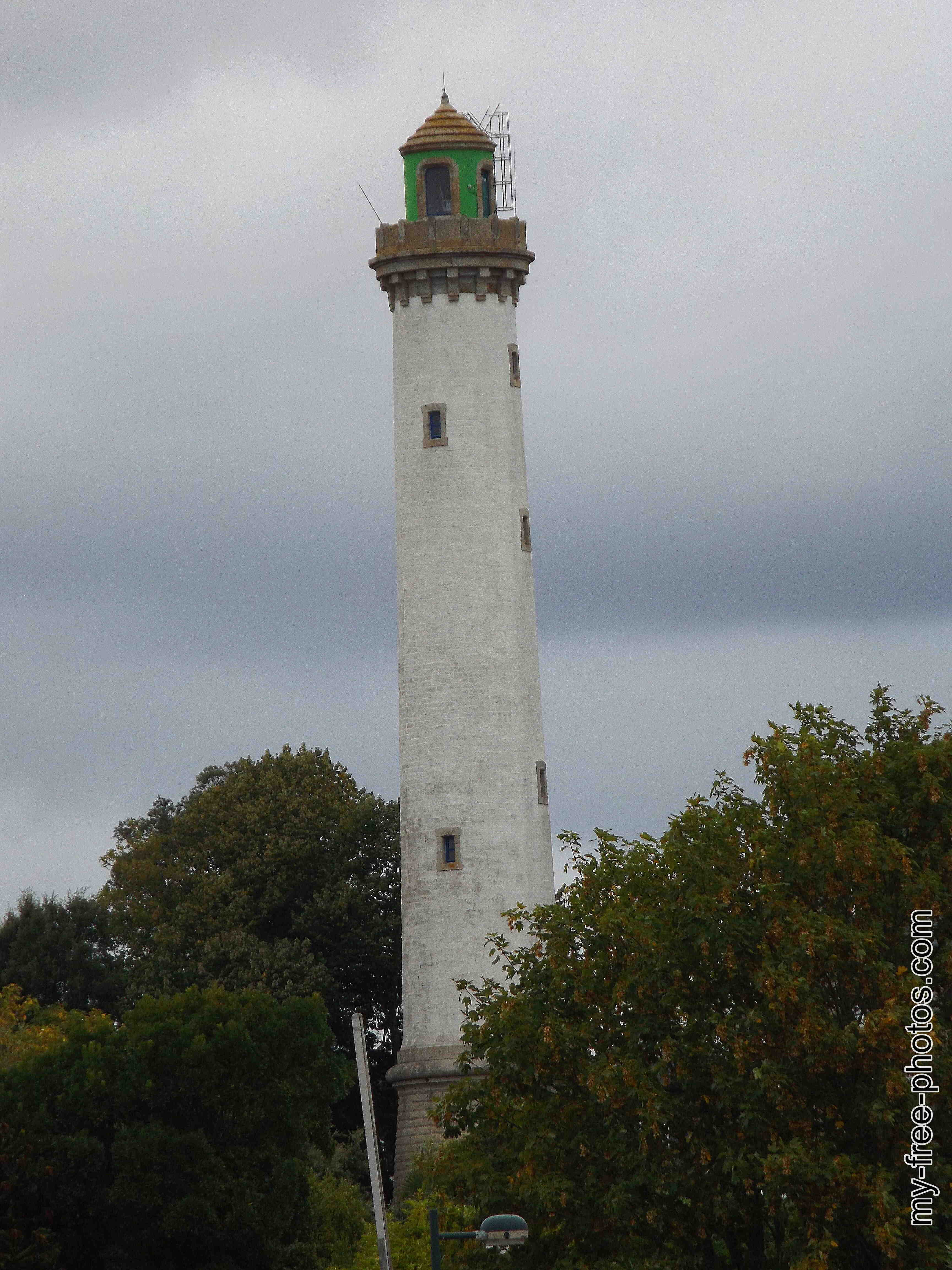  Benodet lighthouse