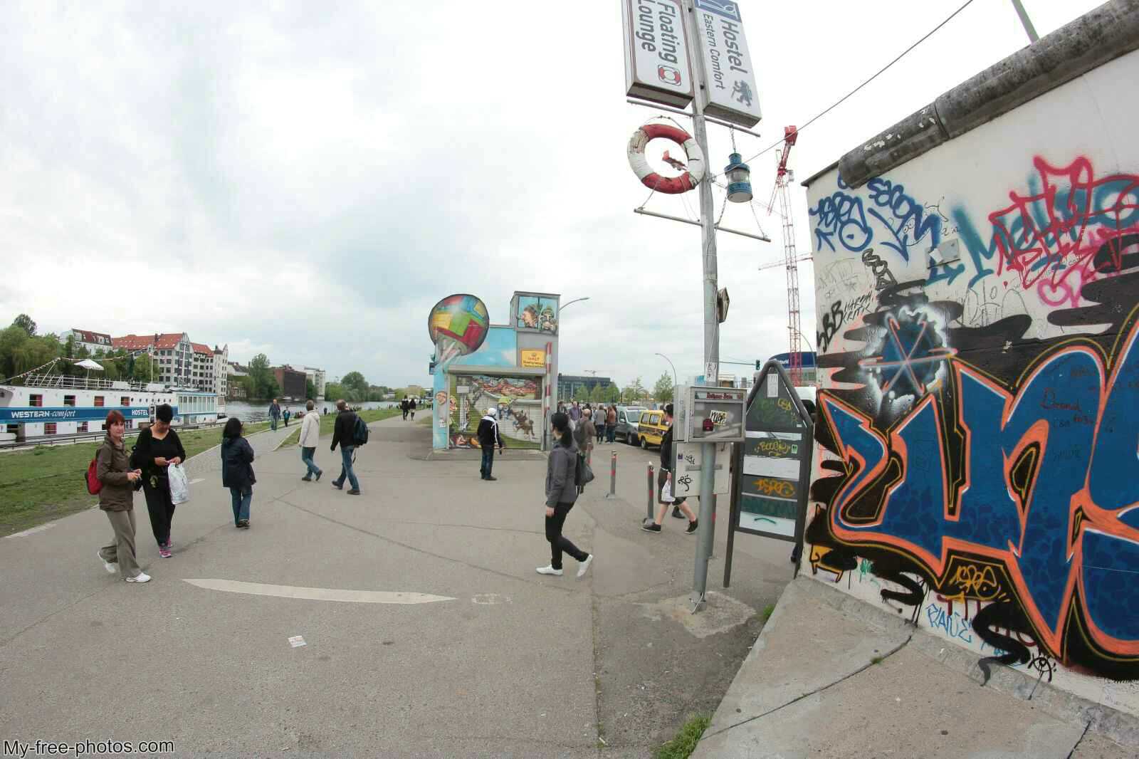 east side gallery