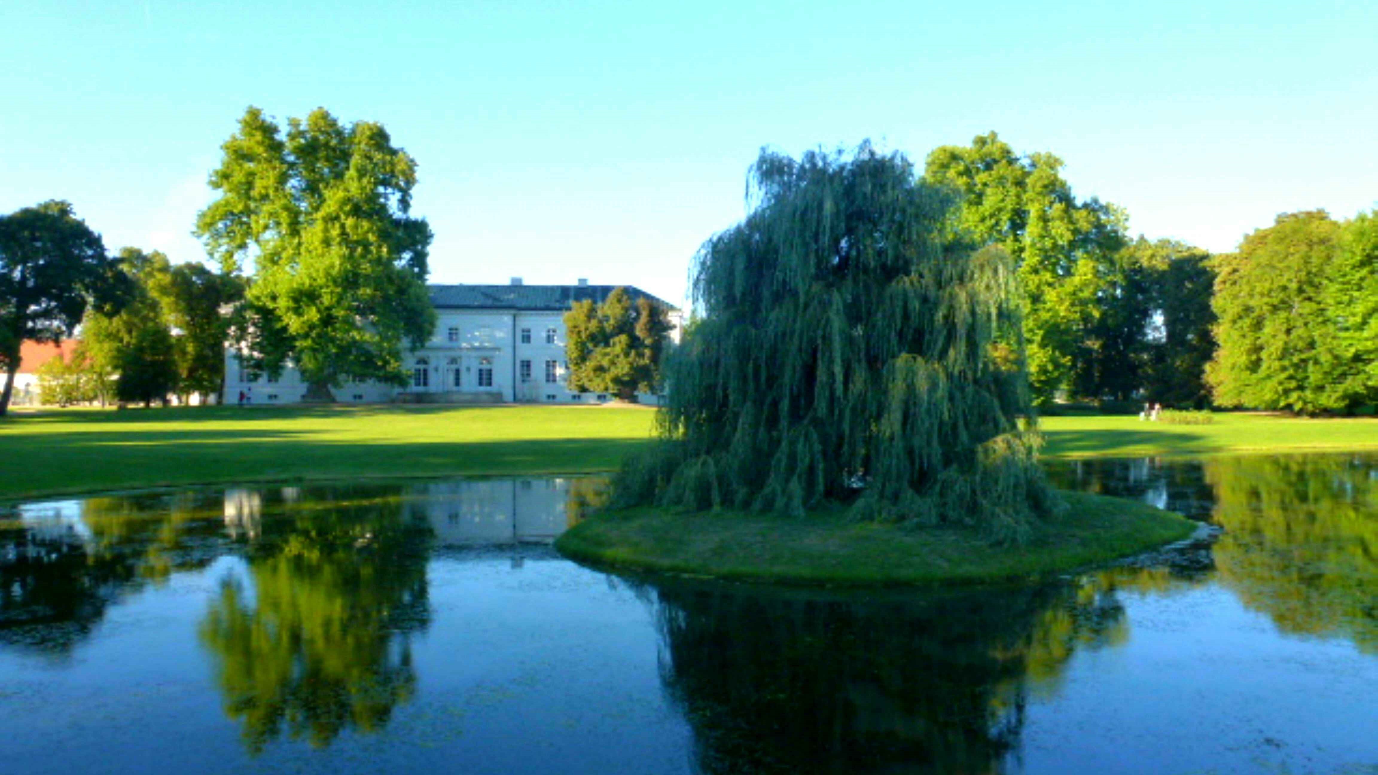 Neuhardenberg palace garden