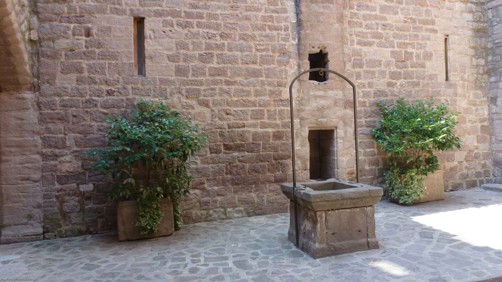  Cardona, spain