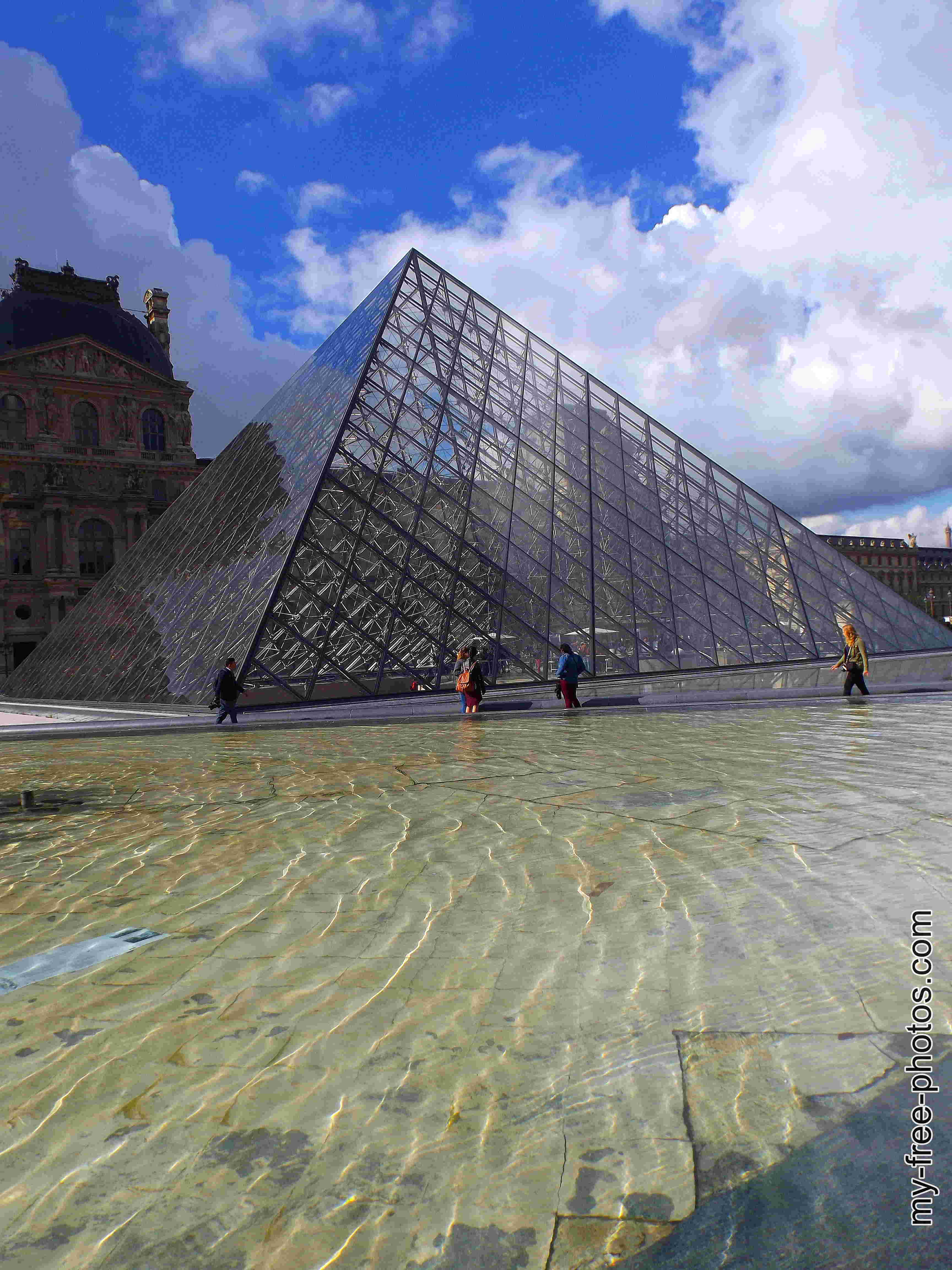  Paris, France.