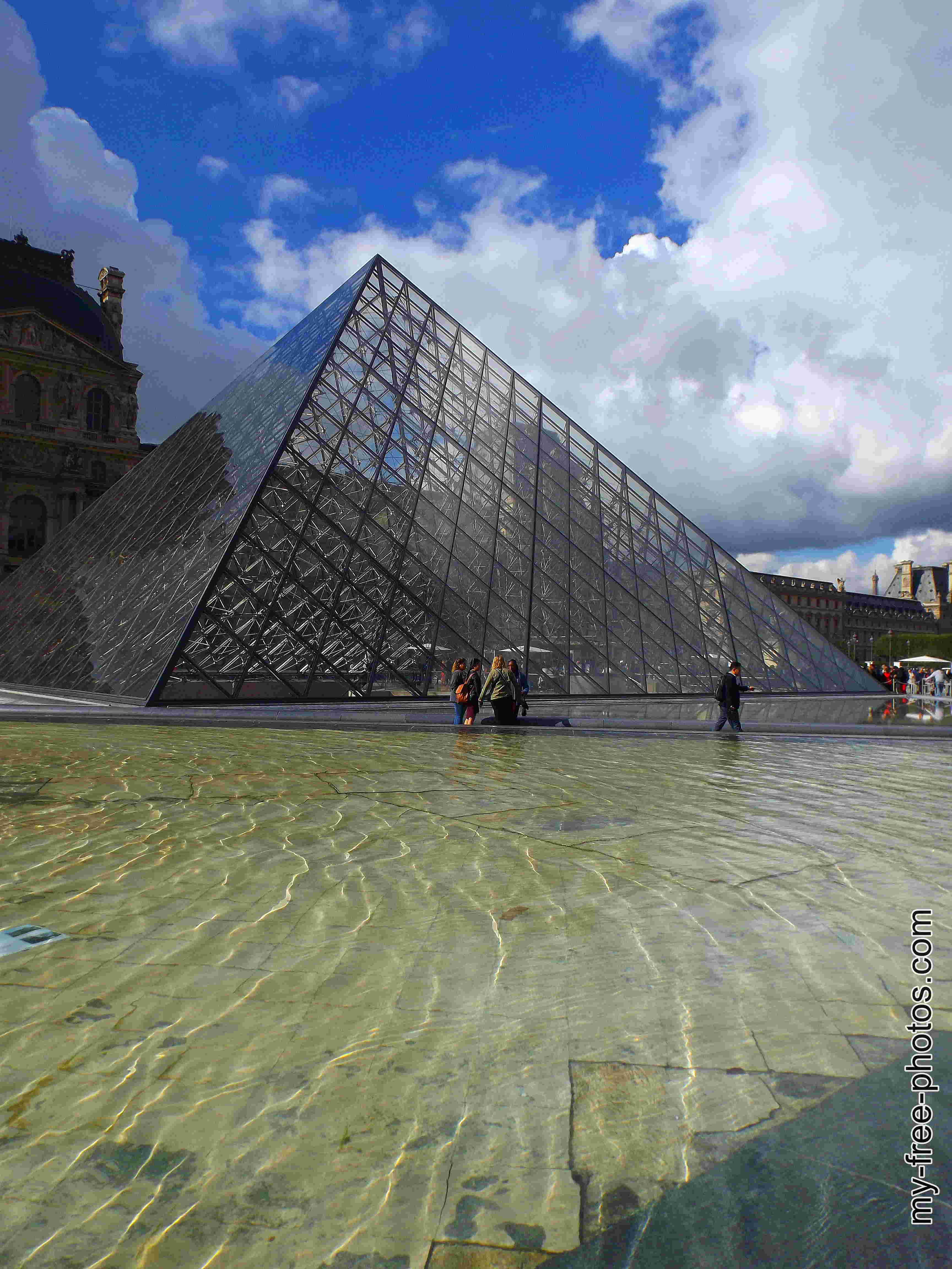  Paris, France.