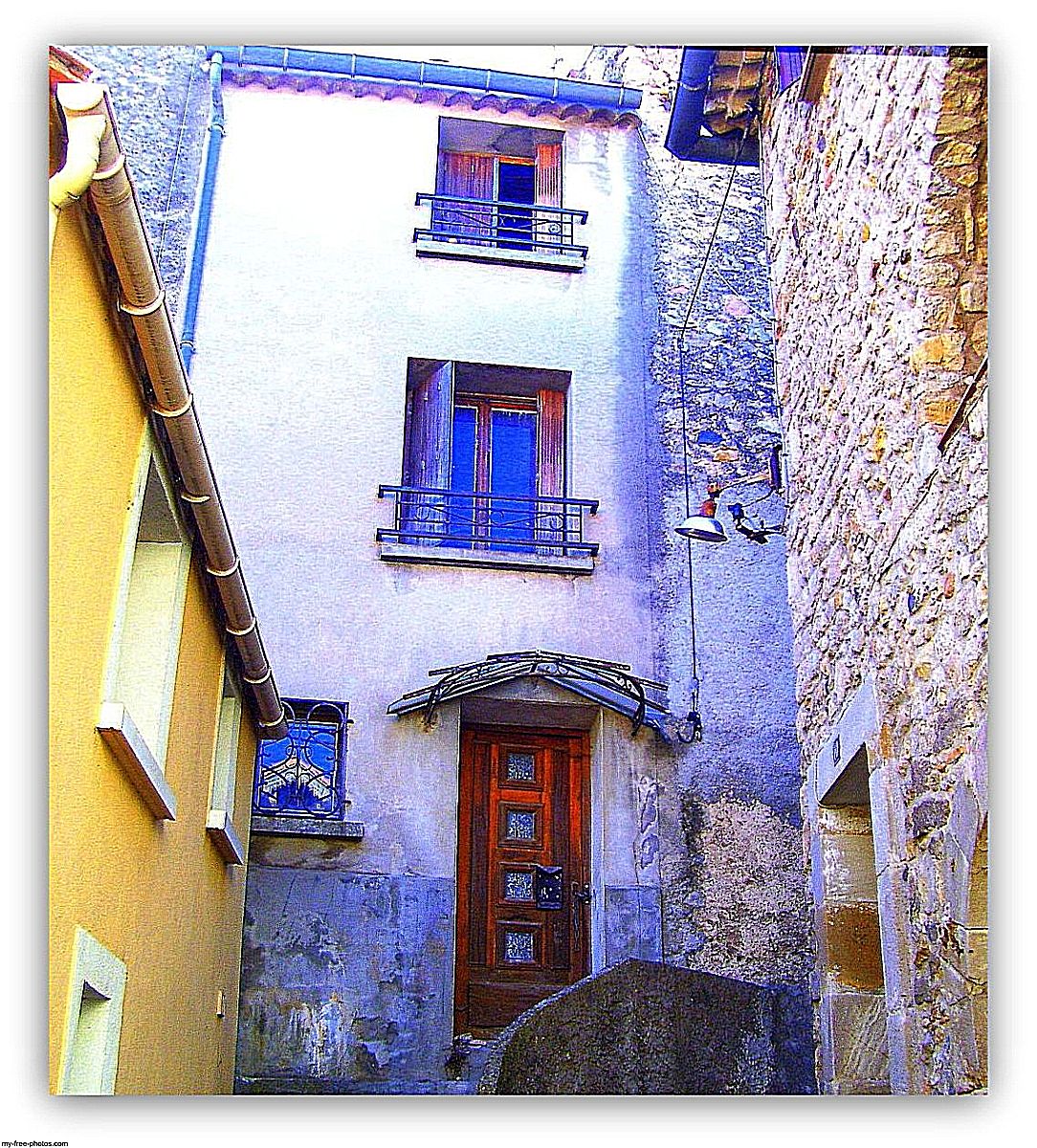 traditional French architecture 