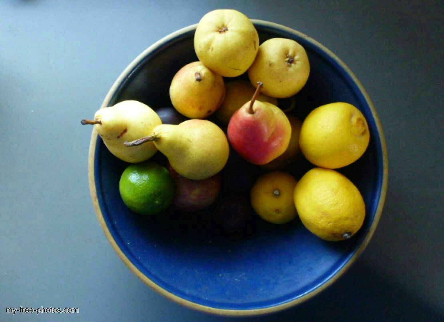 Bleu fruit bowl